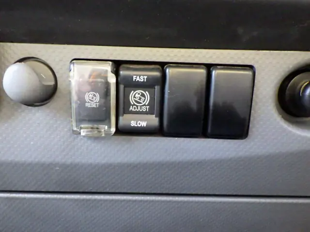 いすゞ エルフ TKG-NPR85AN(2WD)の写真29