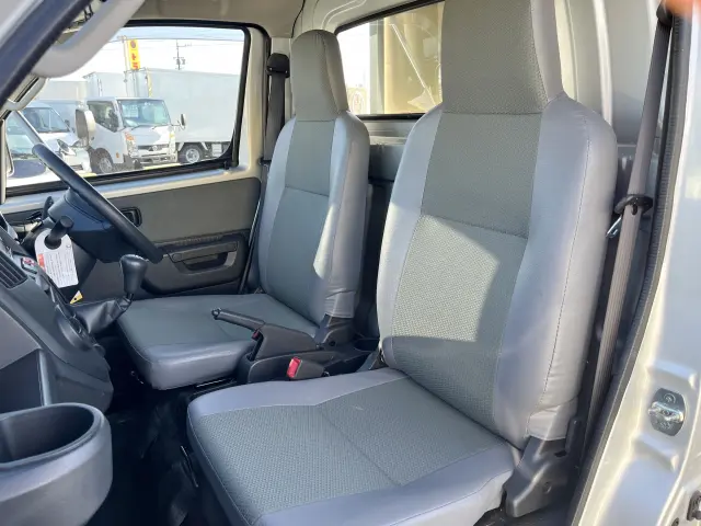 トヨタ タウンエーストラック 5BF-S403U(2WD)の写真15