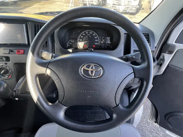 トヨタ タウンエーストラック 5BF-S403U(2WD)の写真16