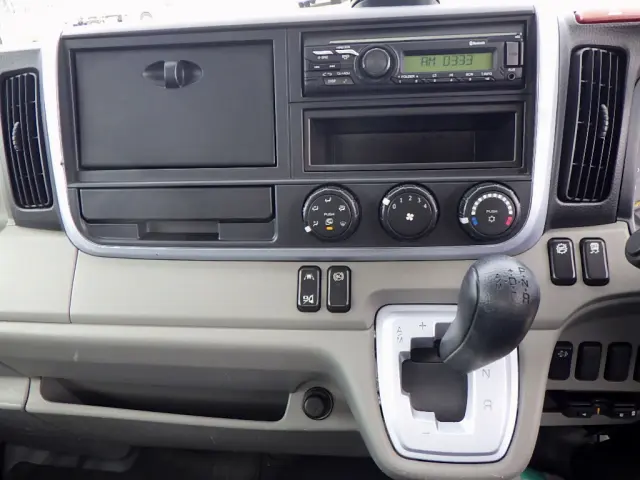 三菱 キャンター 2PG-FBA30(2WD)の写真14