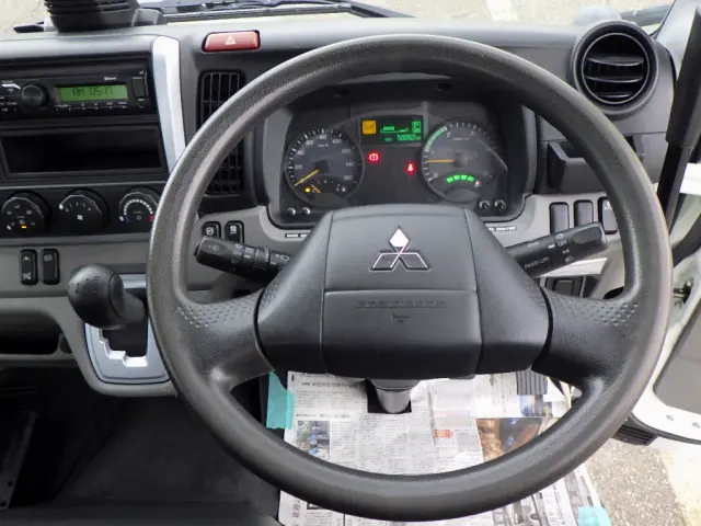 三菱 キャンター 2PG-FBA30(2WD)の写真15