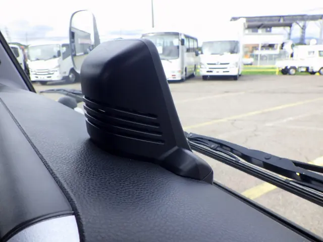 三菱 キャンター 2PG-FBA30(2WD)の写真17