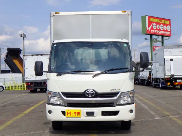 トヨタ ダイナ TPG-XZU722(2WD)の写真3