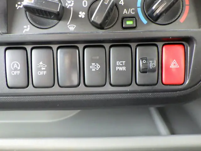 トヨタ ダイナ TPG-XZU722(2WD)の写真47