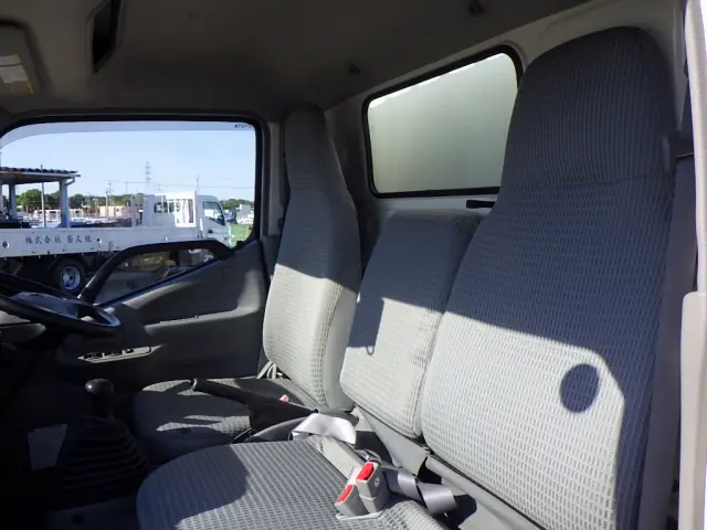 トヨタ ダイナ TKG-XZU655(2WD)の写真13