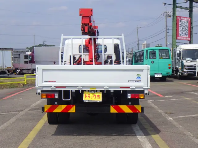 三菱 キャンター TPG-FEB90(2WD)の写真6