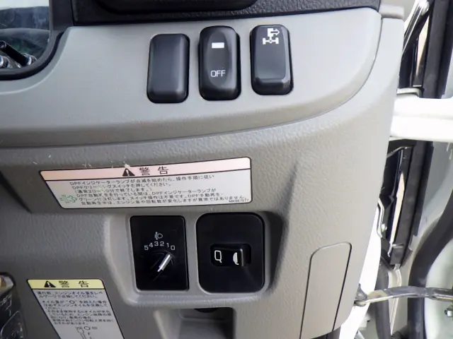 三菱 キャンター TPG-FEB90(2WD)の写真22