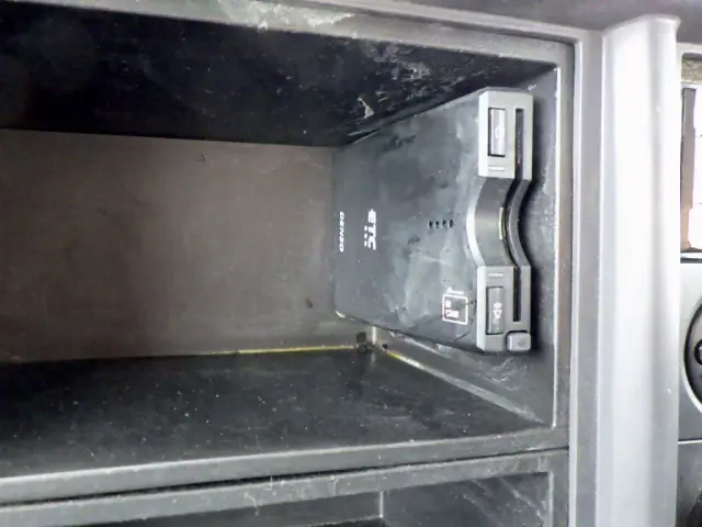 いすゞ エルフ TKG-NMS85AN(4WD)の写真24