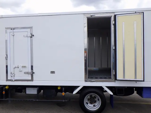 いすゞ エルフ TKG-NMS85AN(4WD)の写真32