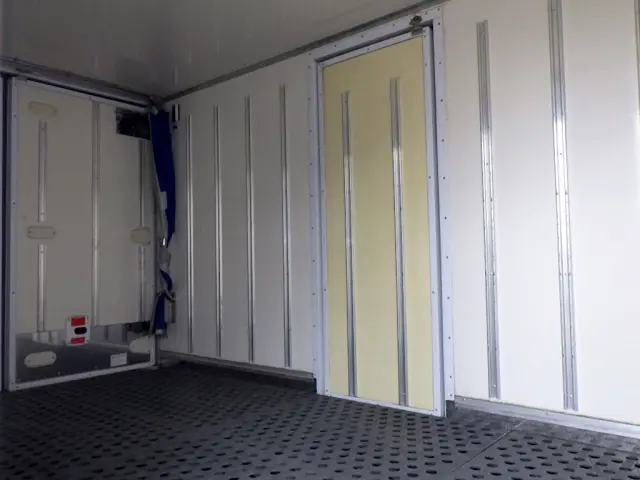 いすゞ エルフ TKG-NMS85AN(4WD)の写真38