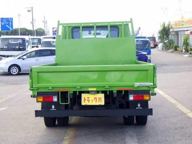 三菱 キャンター 2RG-FEA20(2WD)の写真6