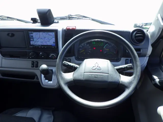 三菱 キャンター 2RG-FEA20(2WD)の写真13
