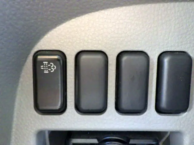 三菱 キャンター 2RG-FEA20(2WD)の写真22