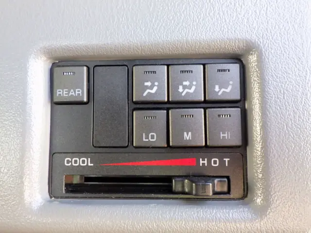 三菱 キャンター 2RG-FEA20(2WD)の写真25