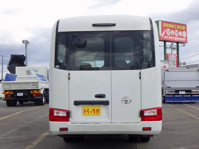 トヨタ コースター SKG-XZB70(2WD)の写真6