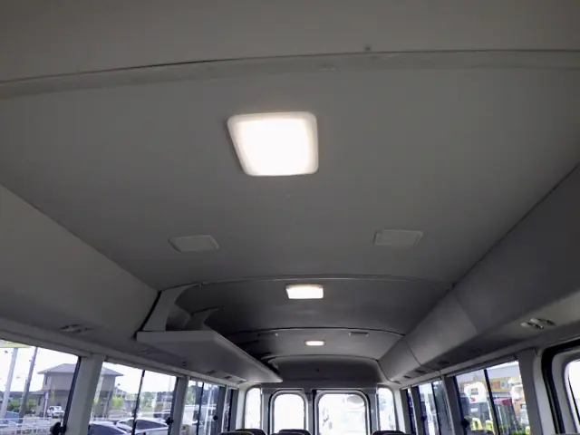 トヨタ コースター SKG-XZB70(2WD)の写真41