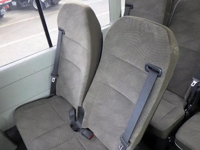 トヨタ コースター SKG-XZB70(2WD)の写真47