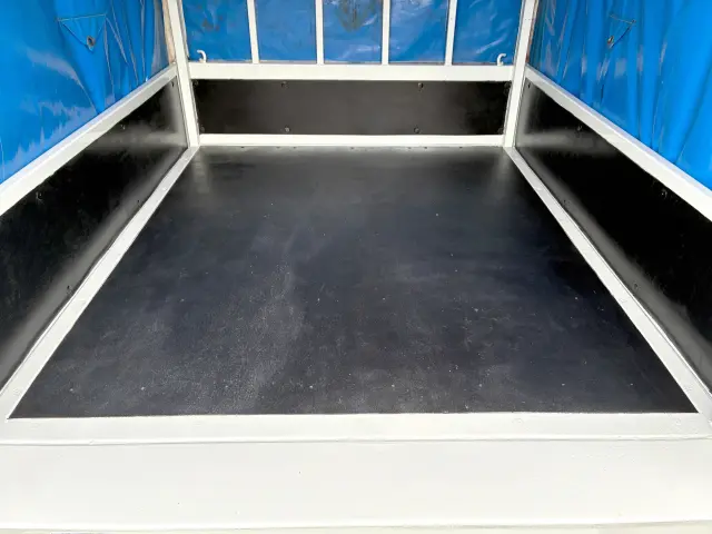 三菱 キャンター 2TG-FDA00(4WD)の写真13