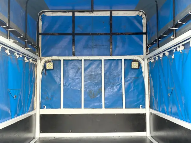 三菱 キャンター 2TG-FDA00(4WD)の写真15