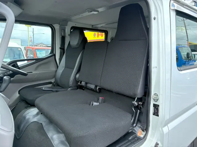 三菱 キャンター 2TG-FDA00(4WD)の写真27