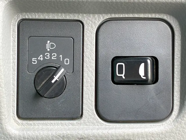 三菱 キャンター 2TG-FDA00(4WD)の写真34