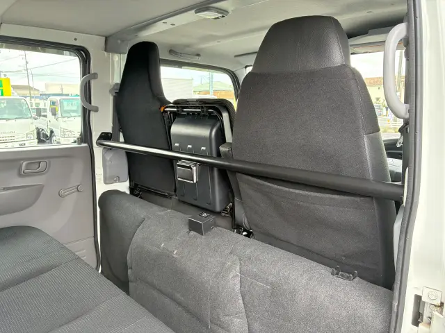 三菱 キャンター 2TG-FDA00(4WD)の写真39