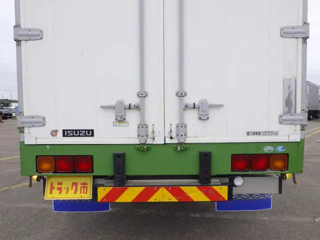 いすゞ ギガ LKG-CYY77AY(6x4)の写真37