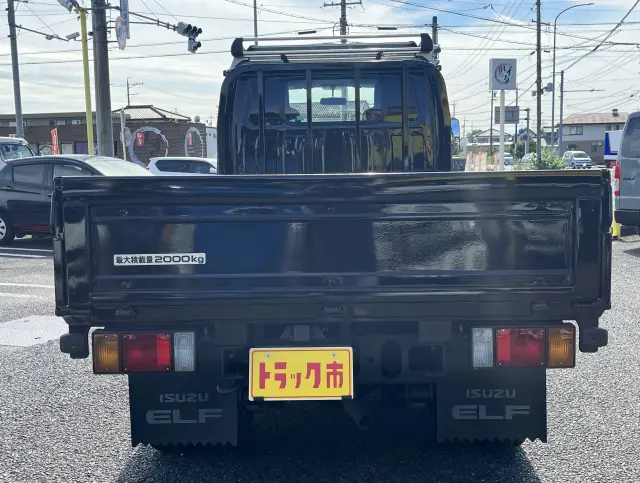 道路状況を選ばない4WD駆動なので、降雪地域の方や未舗装路の多い山間部の方にオススメです☆|いすゞ エルフ 2RG-NJS88A(4WD)の写真5