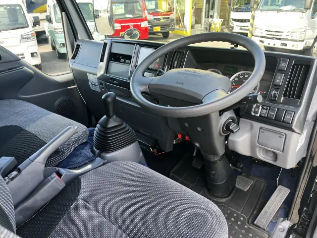 いすゞ エルフ 2RG-NJS88A(4WD)の写真12