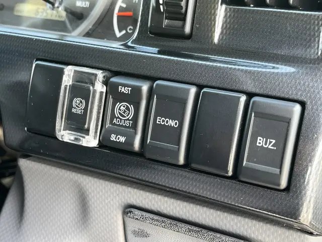 いすゞ エルフ 2RG-NJS88A(4WD)の写真18