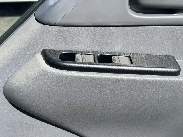 いすゞ エルフ 2RG-NJS88A(4WD)の写真22