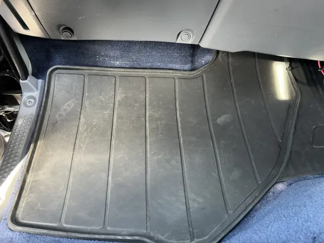 いすゞ エルフ 2RG-NJS88A(4WD)の写真23