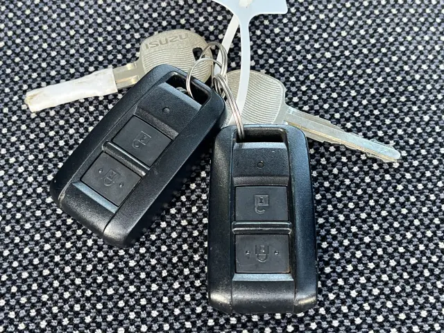 いすゞ エルフ 2RG-NJS88A(4WD)の写真25