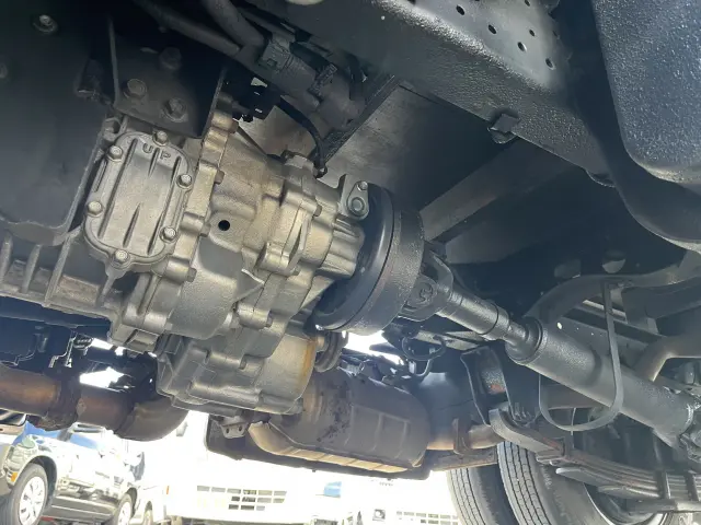 いすゞ エルフ 2RG-NJS88A(4WD)の写真32