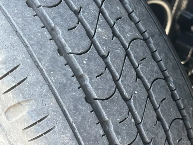 いすゞ エルフ 2RG-NJS88A(4WD)の写真37