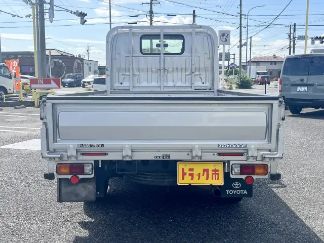４ナンバーサイズなので小回りラクラク♪街中の狭い道でもガンガン走って頂けます！|トヨタ トヨエース ABF-TRY220(2WD)の写真4