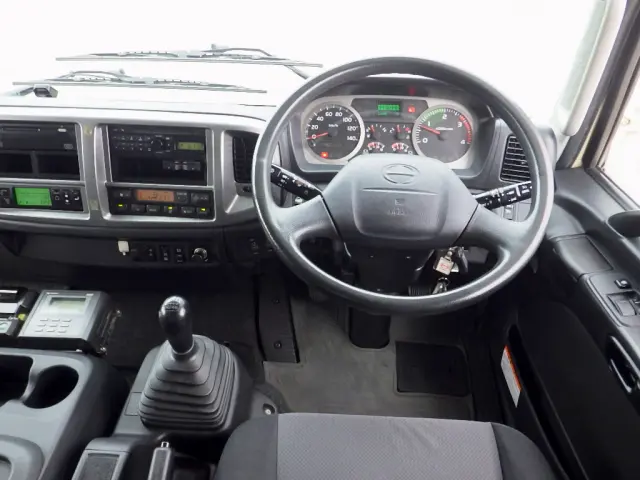 日野 レンジャー TKG-FD7JKAG(2WD)の写真12