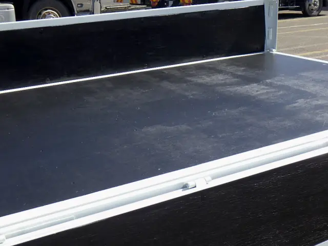 三菱 キャンター 2RG-FGA20(2WD)の写真9