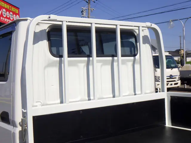 三菱 キャンター 2RG-FGA20(2WD)の写真11