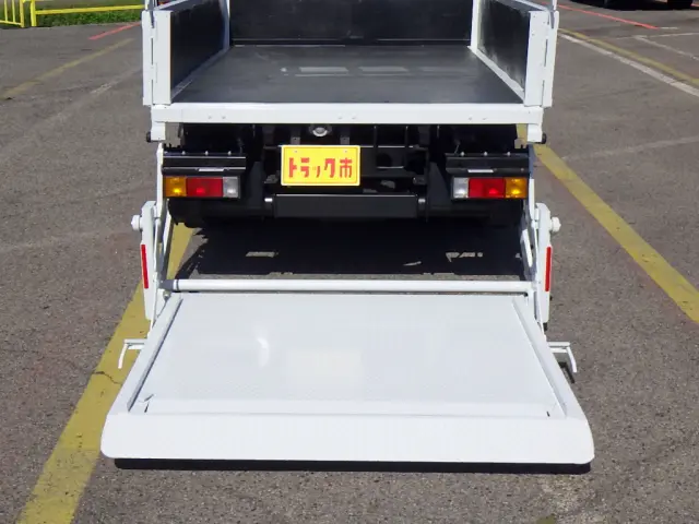 三菱 キャンター 2RG-FGA20(2WD)の写真12