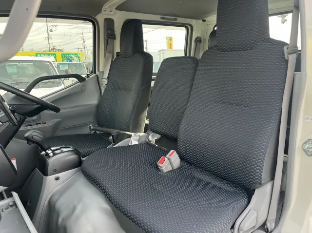 トヨタ ダイナ 2DG-GDY281(4WD)の写真15