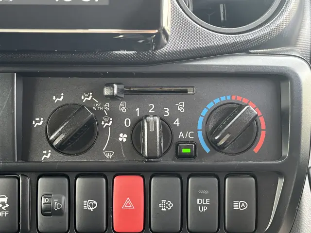 トヨタ ダイナ 2DG-GDY281(4WD)の写真21