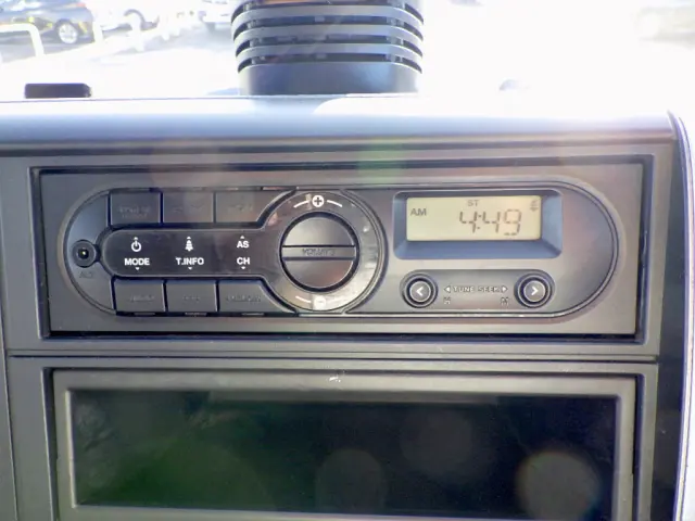 三菱 キャンター TPG-FEA50(2WD)の写真18
