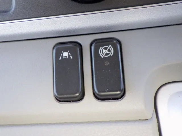 三菱 キャンター TPG-FEA50(2WD)の写真20