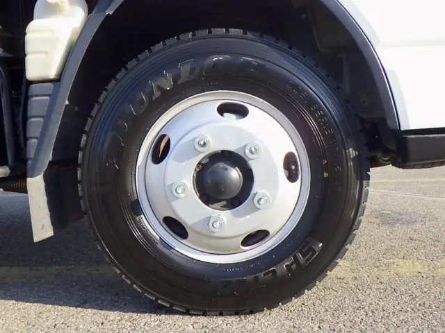 三菱 キャンター TPG-FEA50(2WD)の写真26