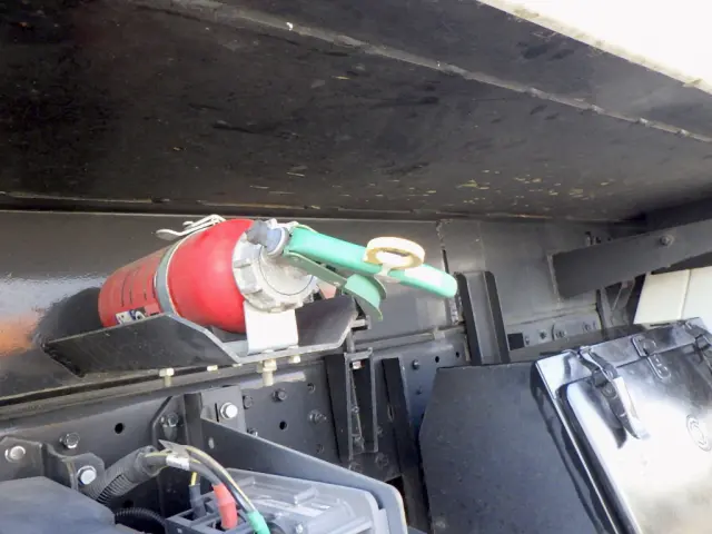 三菱 キャンター TPG-FEA50(2WD)の写真44