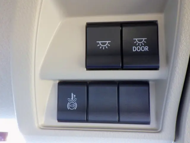 日野 レンジャー 2KG-FC2ABA(2WD)の写真27