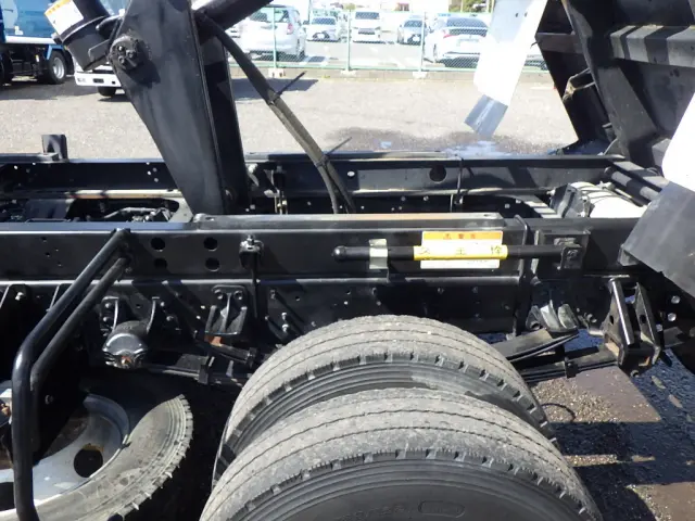 いすゞ フォワード 2RG-FRR90S2(2WD)の写真19