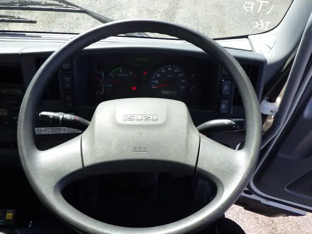 いすゞ フォワード 2RG-FRR90S2(2WD)の写真29