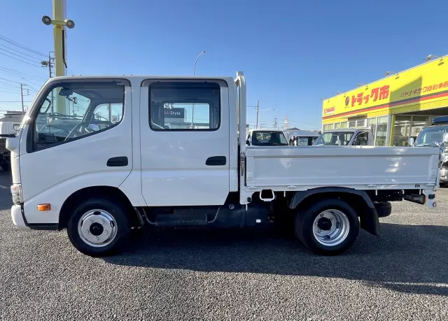 トヨタ ダイナ 2RG-XZU605(2WD)の写真3